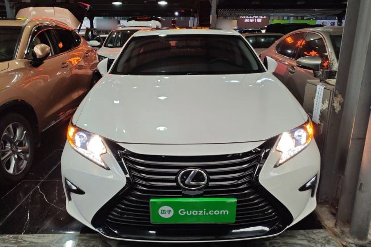 Used Lexus ES 2017 200 30th Anniversary Edition