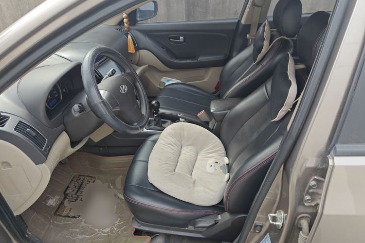 Used Hyundai Celesta 2011 1.6L Manual Comfort Edition