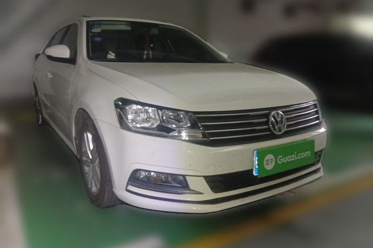 Used Volkswagen Gran Lavida 2015 1.6L Automatic Comfort Edition
