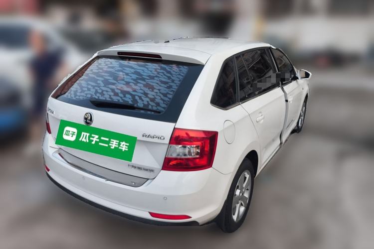 Used Skoda Rapid Spaceback 2016 Revised 1.6L Automatic Chuanxing Version