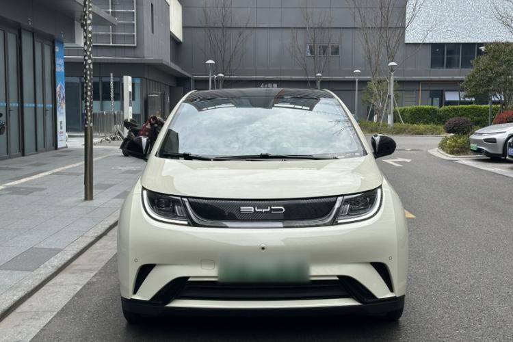 Used BYD Dolphin 2023 420 km Fashion Edition