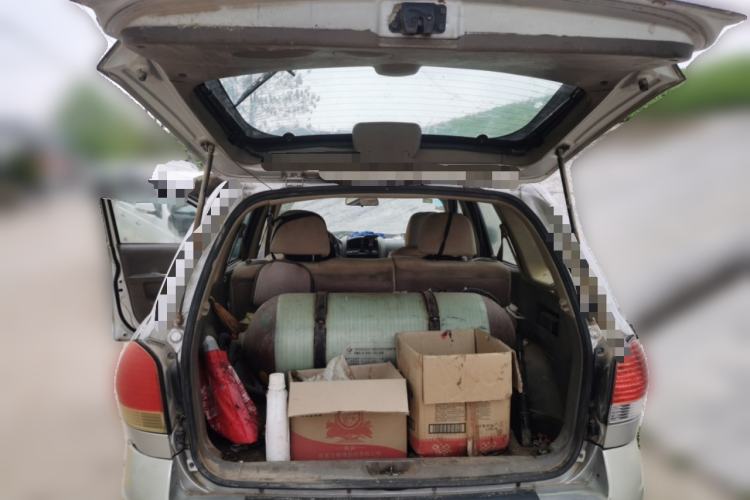 Used Huatai Santa Fe Classic 2012 2.0L Gasoline Manual Two-Wheel Drive Comfort Version Trunk