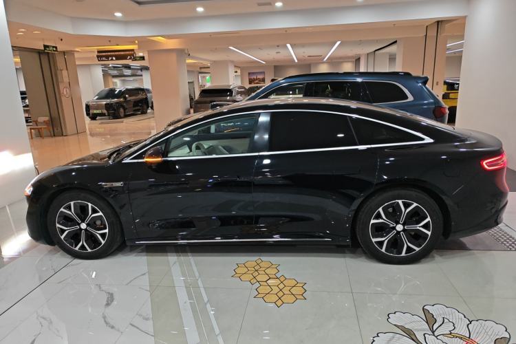 Used Hima Luxeed S7 2024 Max+
