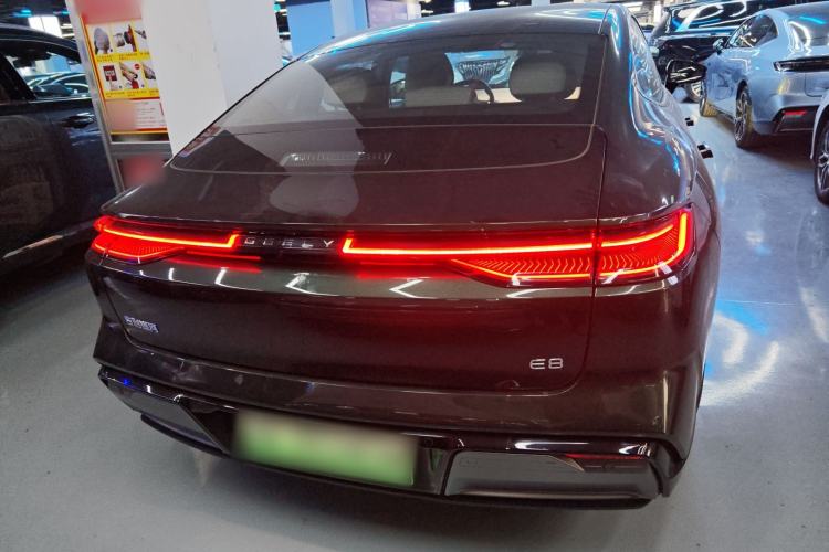 Used Geely Galaxy E8 2025 700 km Long-Range Intelligent Driving Version