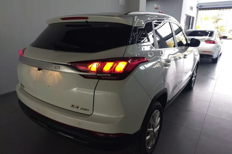 Used BAIC Beijing X3 2019 1.5T CVT Glory Edition
