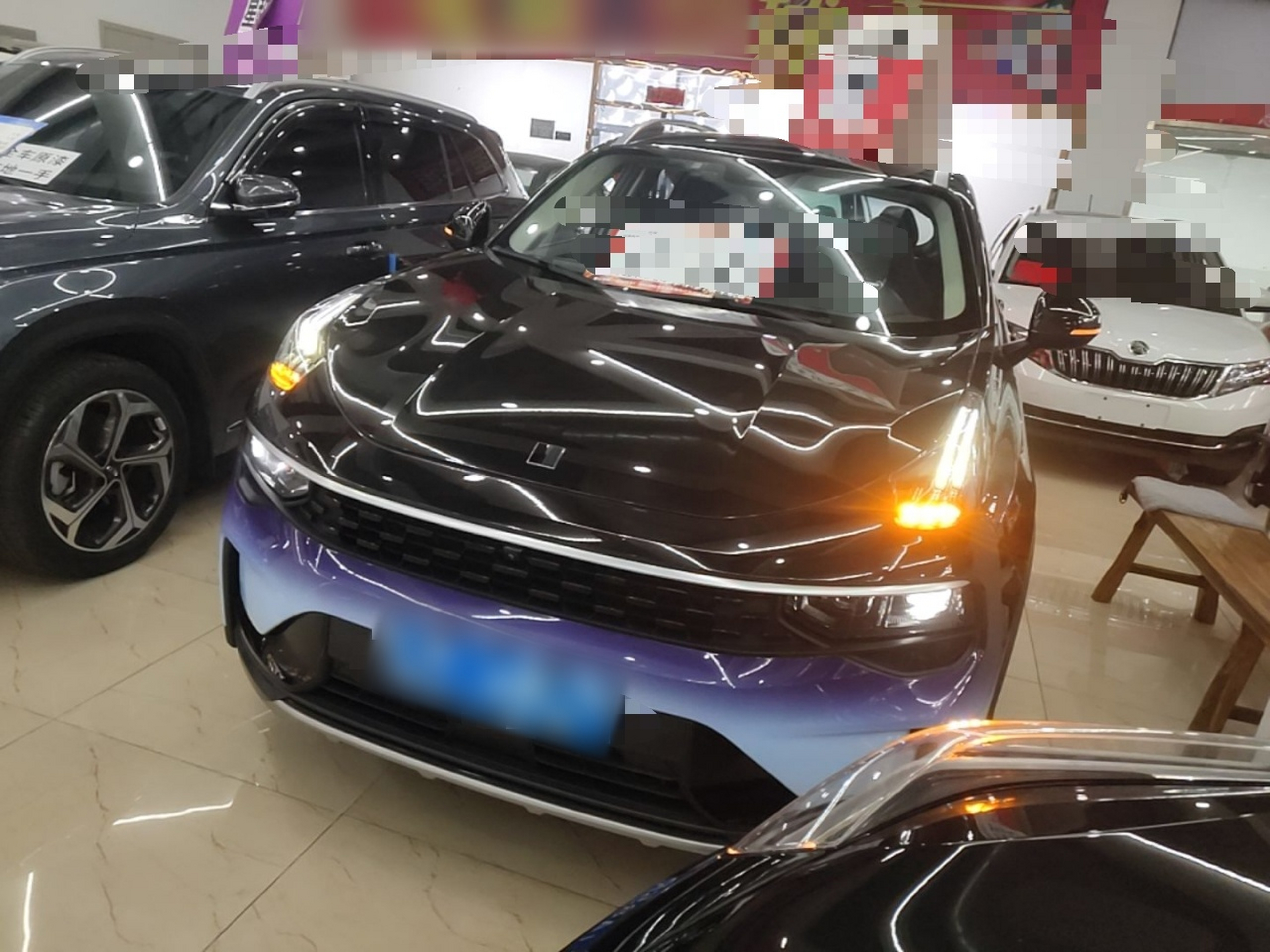 Под передней частью автомобиля
