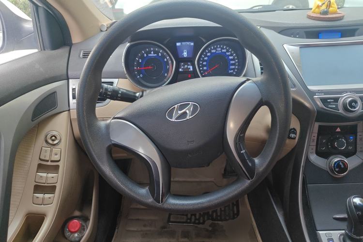 Used Hyundai Elantra (5th Generation / Langdong) 2013 1.6L Automatic Leading Model

