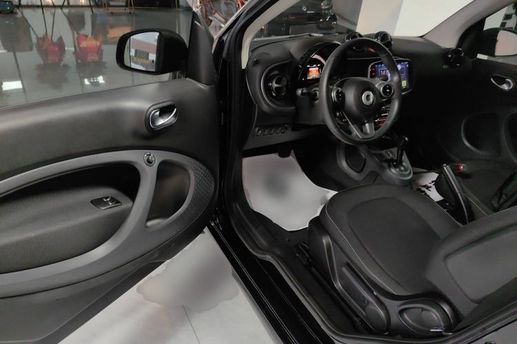 Used smart fortwo 2016 1.0L 52 kW Convertible Passion Edition
