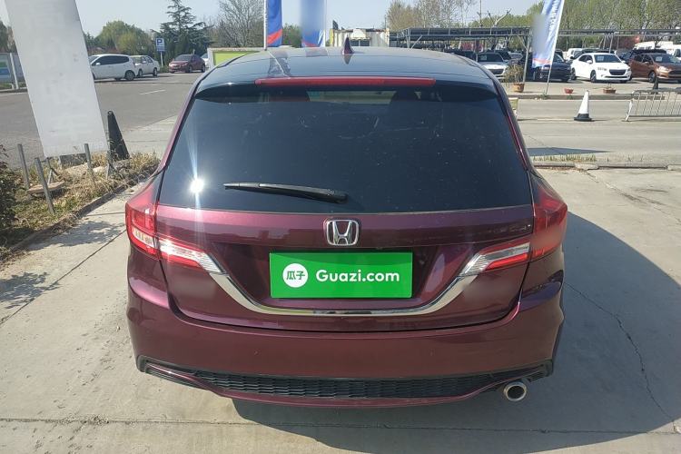 Used Honda Jade 2017 1.8L automatic Comfort version 5 seats Rear