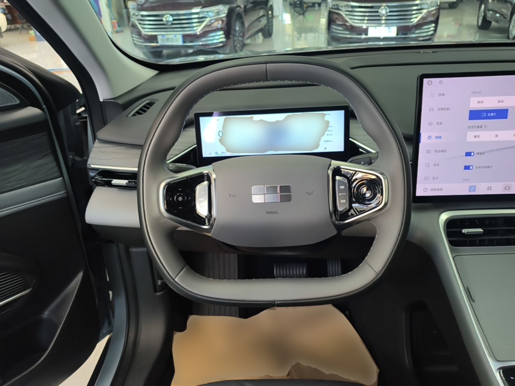 Geely Galaxy L6 2025 EM-i 140km Explorer+ Edition — снимка 13