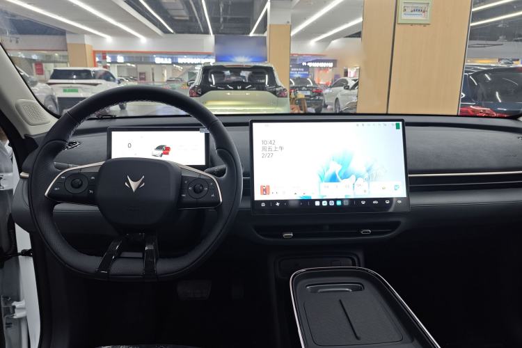 Used ARCFOX T1 2025 Model 425 PLUS
