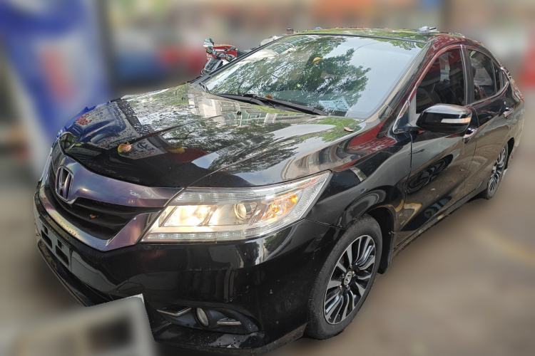 Used Honda Crider 2015 1.8L automatic luxury edition