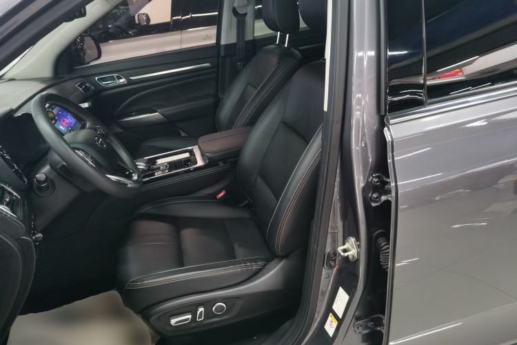 Used GAC Trumpchi GS8 2020 390T Two-Wheel Drive Luxury Smart Connectivity Version (7 Seats) Left Front Seat