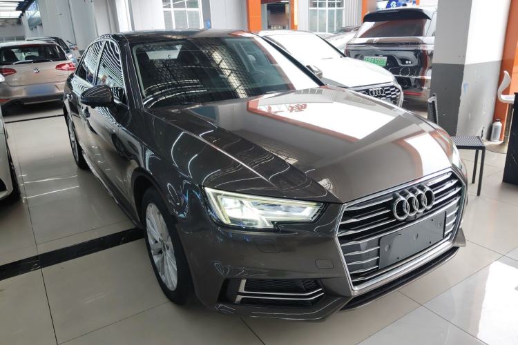 Used Audi A4L 2018 30th Anniversary Edition 40 TFSI Trendy Model
