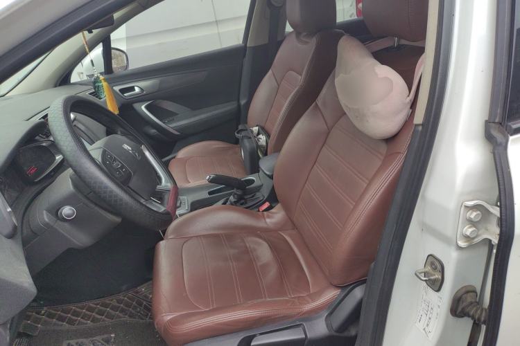 Used DS 5LS 2014 1.8L automatic Comfort version VTi140