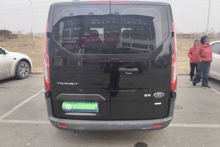Used Ford Transit 2019 2.0T Gasoline Automatic Multi-Function Commercial Vehicle Short Wheelbase Low Roof 6-Seater China VI Standard

