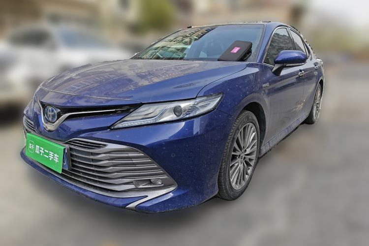Used Toyota Camry 2019 Dual-Engine 2.5HQ Flagship Edition China VI Standard