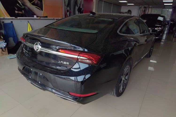 Used Buick LaCrosse 2019 28T Luxury Version Rear Right 45 Deg