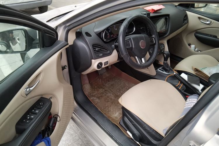 Used Fiat Viaggio 2012 1.4T Automatic Enjoyment Edition Driver Seat