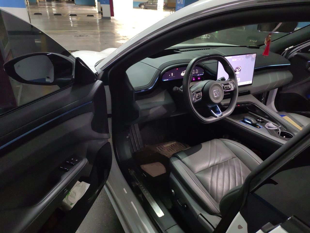 Zeekr 001 2024 WE Edition 95 kWh All-Wheel Drive — снимка 16