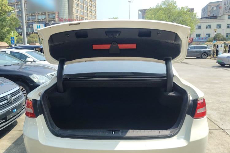 Used Geely Auto Emgrand GT 2016 1.8T Zunya Model Trunk