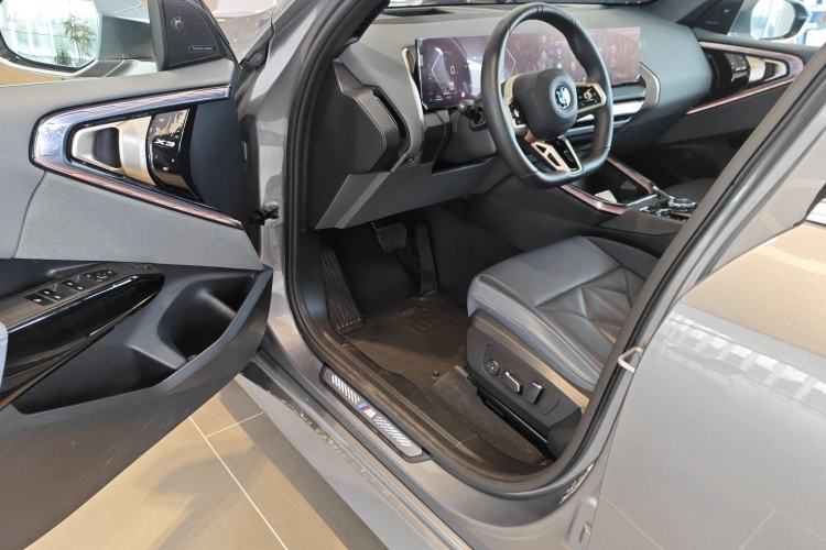 Used BMW X3 2025 xDrive30L Luxury Edition M Sport Package Driver Seat