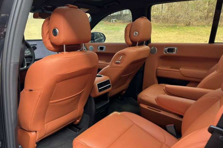 Used Li Auto L8 2023 Pro Model
