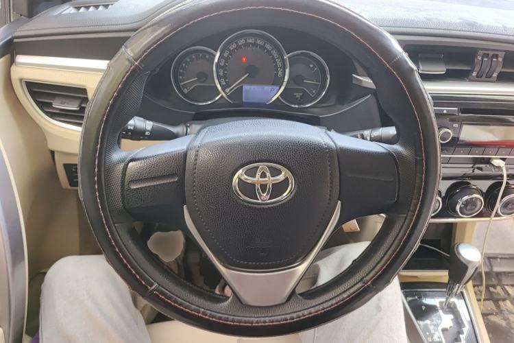 Used Toyota Corolla 2014 1.6L CVT GL Steering Wheel