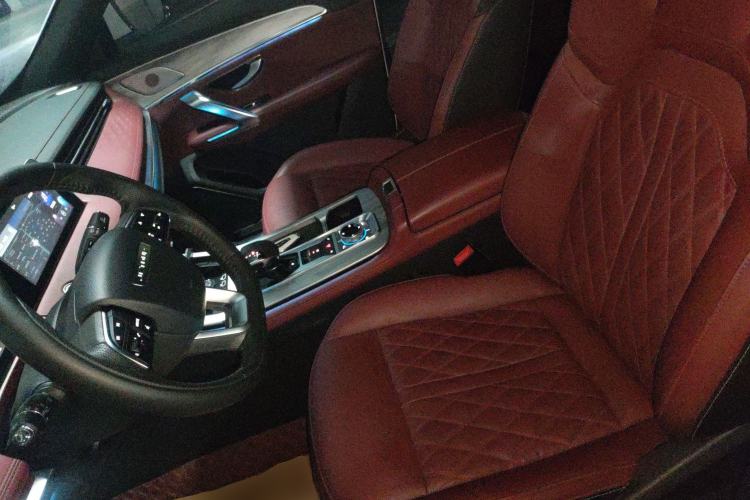 Used JETOUR X70 PLUS 2023 1.5T DCT Brave PLUS 7-Seater