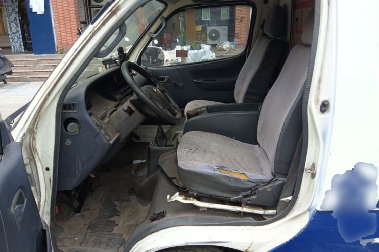 Used King Long Golden Way 2016 2.0L Box Truck 4G20 Left Front Seat