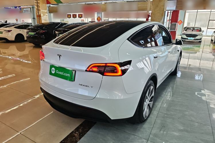 Used Tesla Model Y 2022 Rear-Wheel-Drive Version