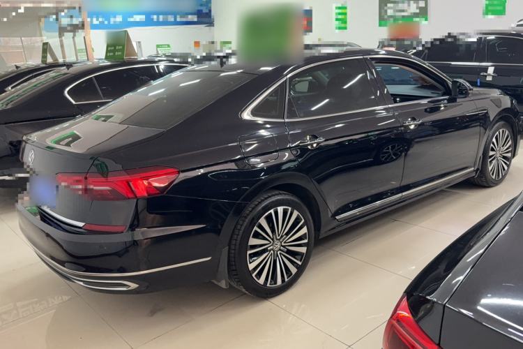 Used Volkswagen Passat 2020 330TSI Luxury Edition China VI