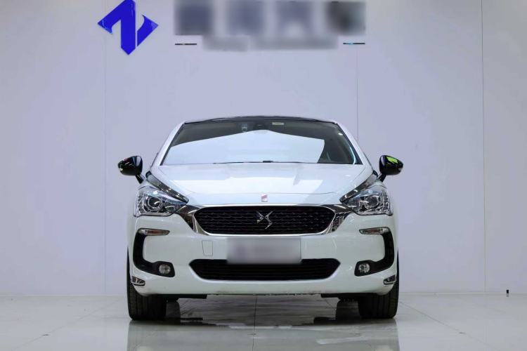 Used DS 5 2018 30THP P-Line Sport Model