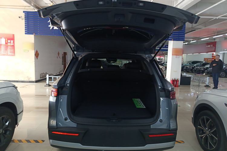 Used BYD Song Pro New Energy 2025 2nd Generation Intelligent Driving Version DM-i 75KM Leading Edition Trunk