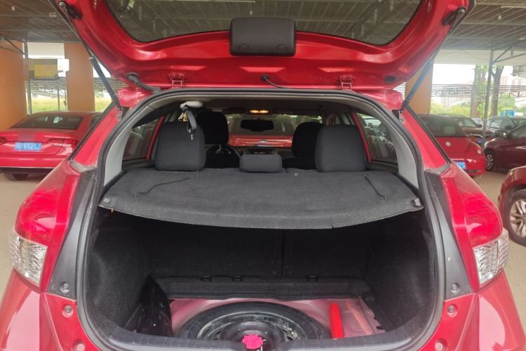 Used Toyota YARiS L Zhi Xuan 2014 1.3E Automatic Charm Edition
