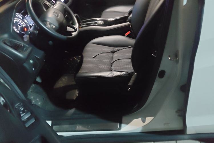 Used Honda Vezel 2017 1.8L CVT Front-Wheel Drive Pioneer Edition