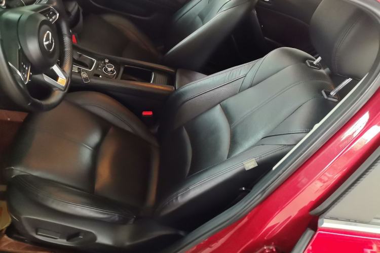 Used Mazda 3 Axela 2017 Sedan 2.0L Automatic Flagship Model China V Standard Left Front Seat