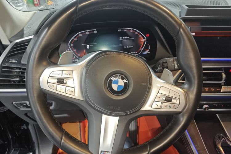 Used BMW X5 2022 xDrive 30Li Luxury M Sport Package
