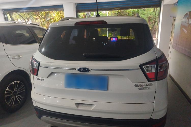 Used Ford Kuga 2018 EcoBoost 180 Two-Wheel-Drive Platinum Edition