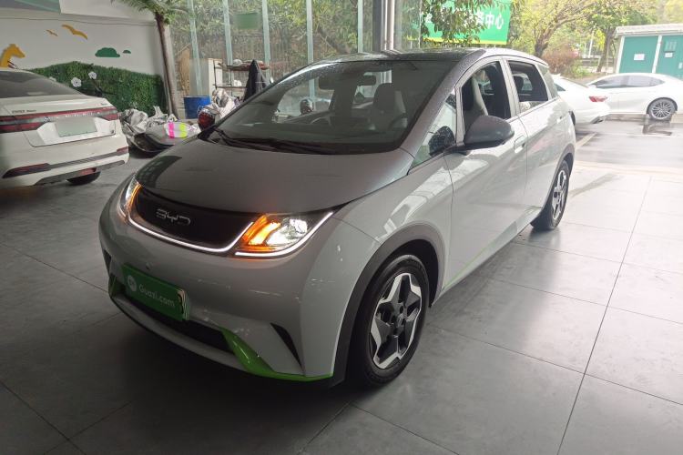 Used BYD Dolphin 2021 405 km Fashion Edition