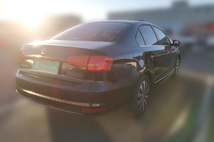 Used Volkswagen Sagitar 2017 1.6L Automatic Comfort Model Rear Right 45 Deg