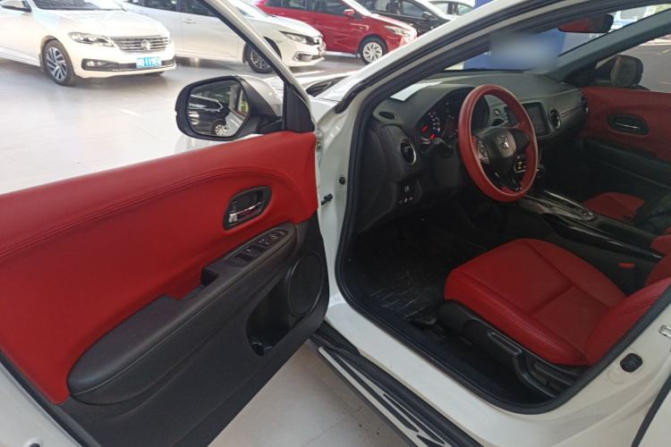 Used Honda XR-V 2020 220TURBO CVT Luxury Edition Driver Seat