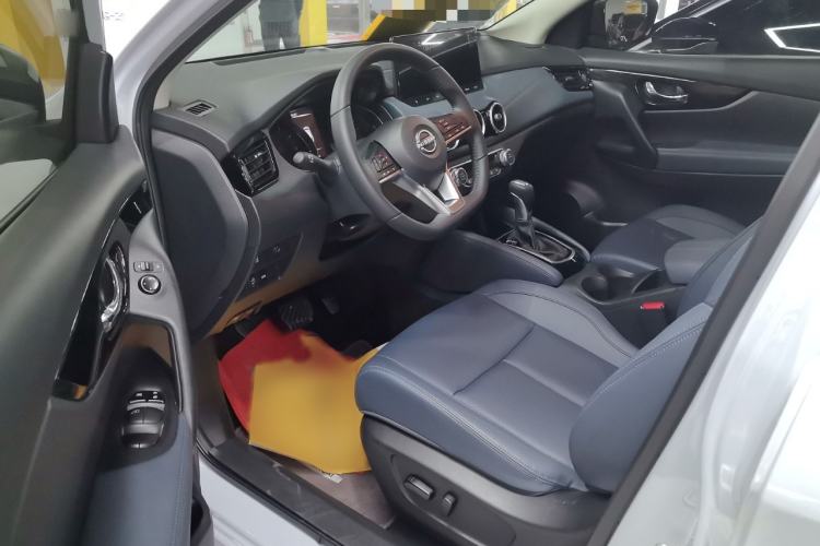 Used Nissan Qashqai 2025 Honor 2.0L CVT XV+ Leading Edition Interior 1