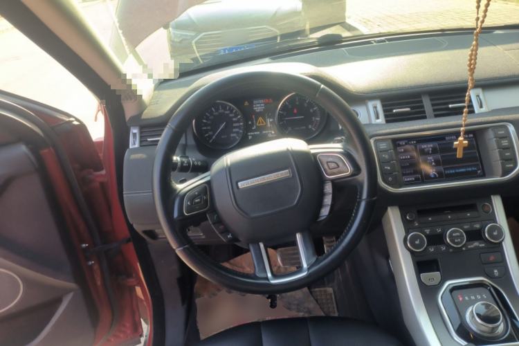 Used Land Rover Range Evoque 2013 2.0T 5-Door Ignite Edition Steering Wheel