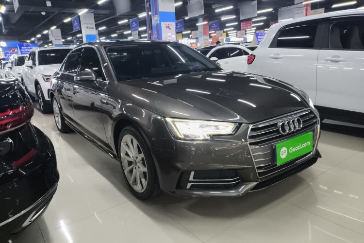 Used Audi A4L 2018 30th Anniversary Edition 40 TFSI Fashion Model