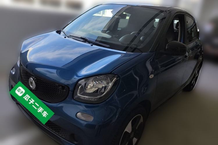 Used smart forfour 2018 0.9T 66 kW Fashion Edition