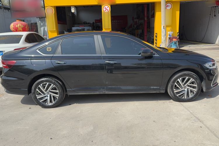 Used Volkswagen Lavida 2024 300TSI DSG Full-Comfort Edition Exterior 2