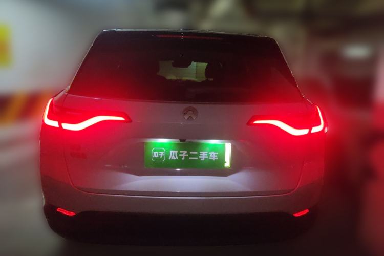 Used Nio ES8 2018 355 km Base Version 7-Seater Edition Rear