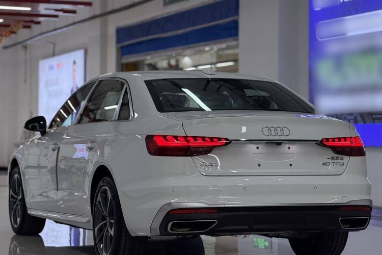 Used Audi A4L 2025 2 Million Units Enjoyment Version 40 TFSI Stylish and Dynamic Type
