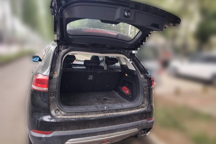 Used Haval H6 2017 Blue Label 2.0T Automatic Two-Wheel Drive Luxury Model
